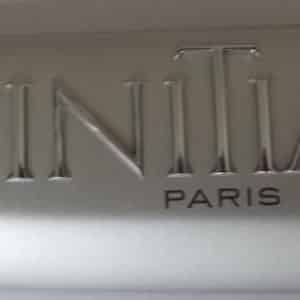 Monogram "Initiale" links Renault Modus.