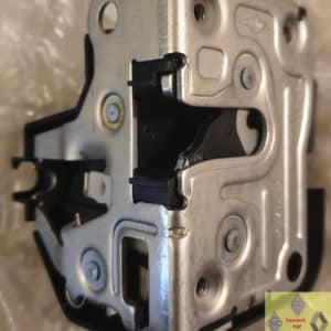 Slotplaat linksvoor Renault Clio II, Megane I of Scenic I.