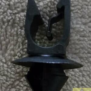 Klem motorkap haak of ruitensproeierslang Renault Clio II, Kangoo II, Laguna III of Megane II, Dacia Logan I of Sandero I.