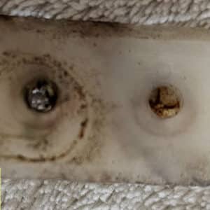 Gebruikte klem bevestiging beschermkappen deur of achterplaat (bestel) Renault 5. (kopie)