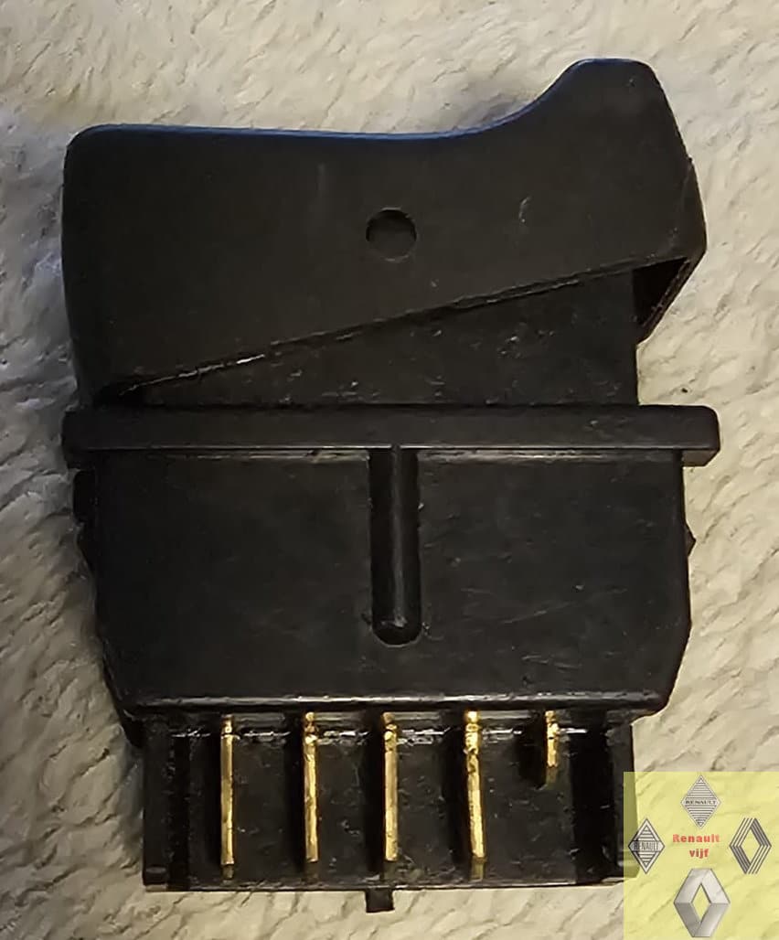 Gebruikte schakelaar kachel ventilator Renault 4, 5, 14 of 18. - Afbeelding 3