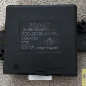 Module parkeer sensoren achterzijde Dacia Logan MCV.