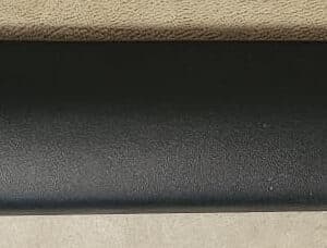 Sierlijst linker achterscherm 3 deurs Renault Clio I (phase III).