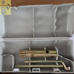 Gebruikte set gereedschap Seat.